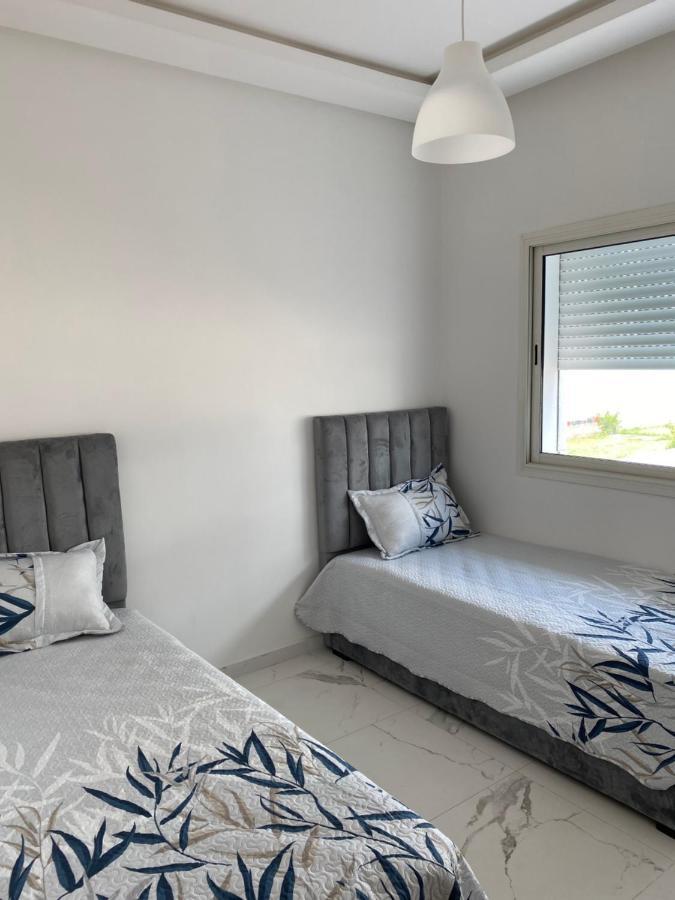 Lovely 4-Bedroom Condo With Pool Rabat Buitenkant foto