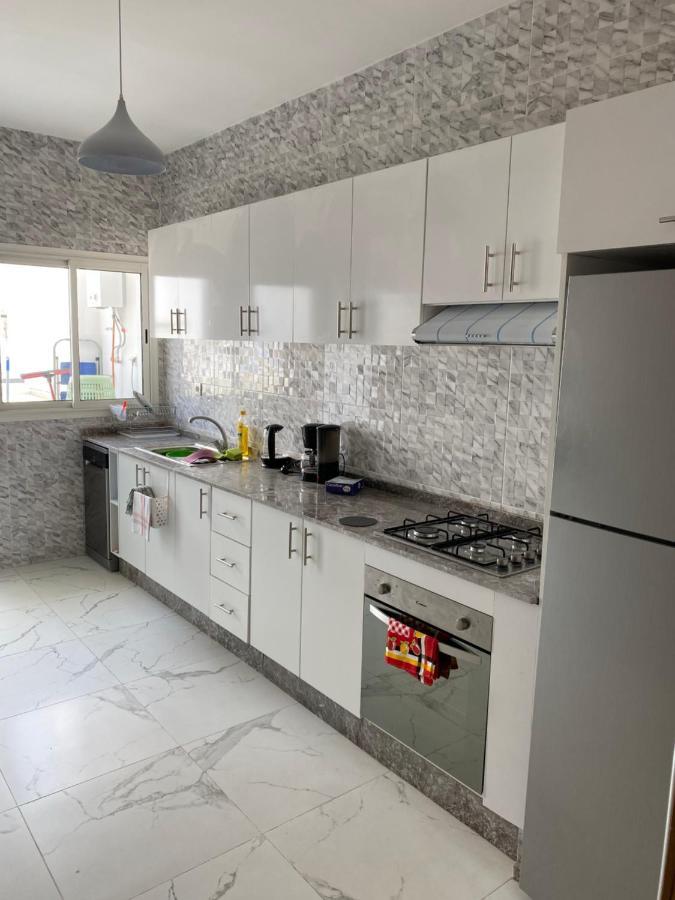 Lovely 4-Bedroom Condo With Pool Rabat Buitenkant foto